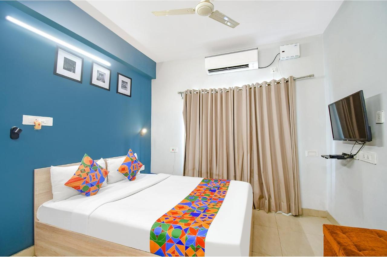 Fabhotel Silverkey Колката Екстериор снимка