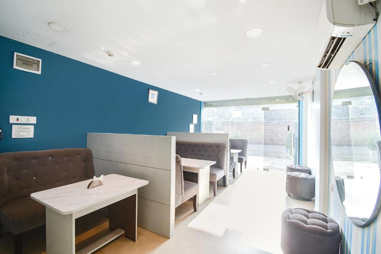 Fabhotel Silverkey Колката Екстериор снимка